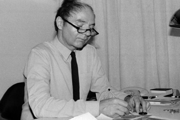 Günter Blase em 1964 no seu escritório na igus