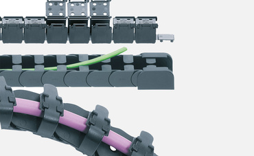 Guiamento de cabos para escritórios e mobiliário