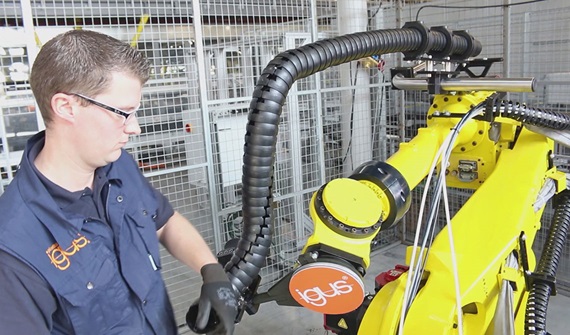 Serviço de instalação de sistemas triflex R